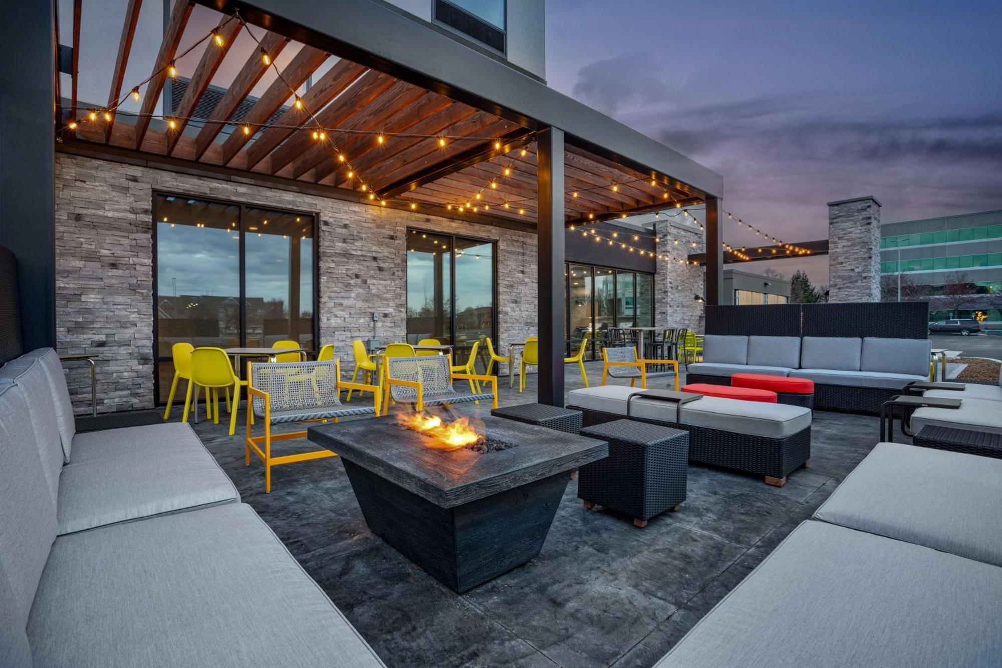 Home2 Suites By Hilton Indianapolis North At Intech Park Zewnętrze zdjęcie